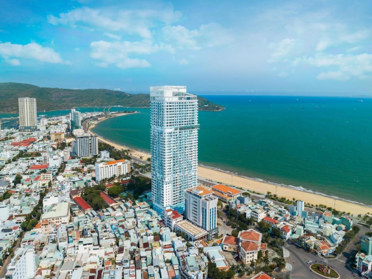 Condotel Tms Hoang Gia View Bien, Toa Nha Cao Nhat Куинён Экстерьер фото