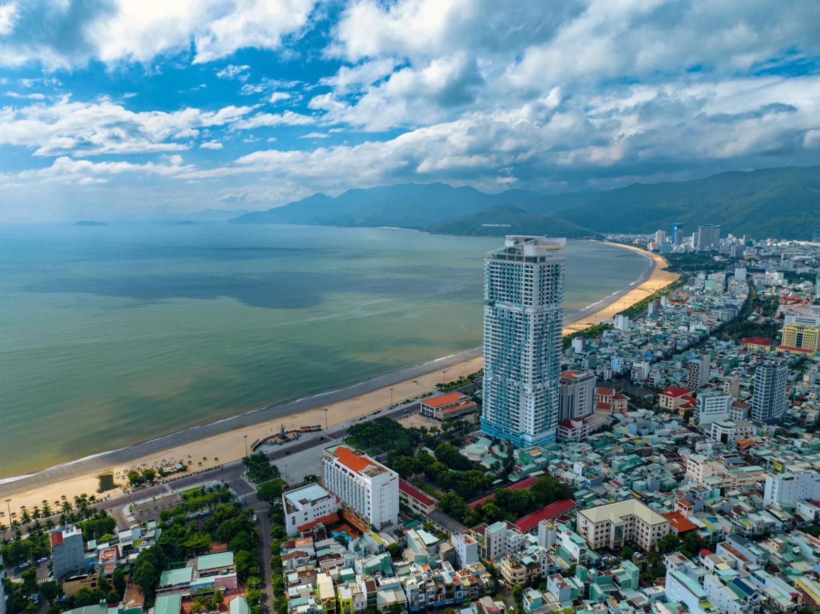 Condotel Tms Hoang Gia View Bien, Toa Nha Cao Nhat Куинён Экстерьер фото